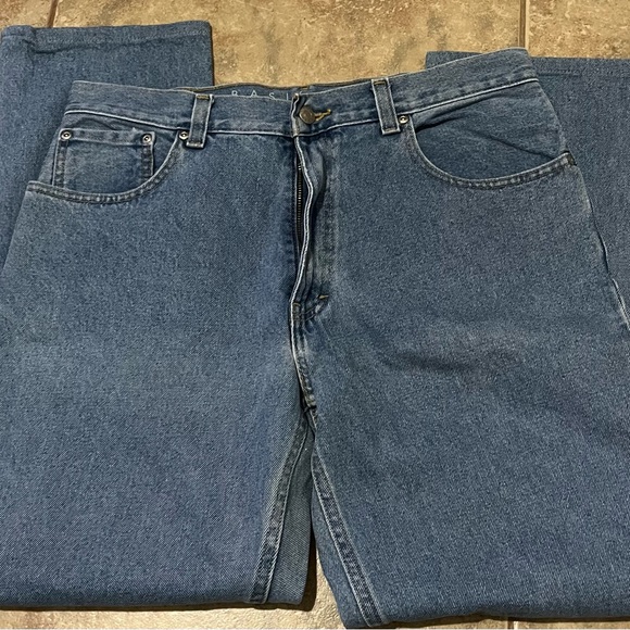 Basic edition relaxed blue jeans label says 32x32 was hem to 32x30. Like new. - Picture 1 of 3